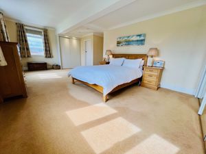 Photo 25- click for photo gallery